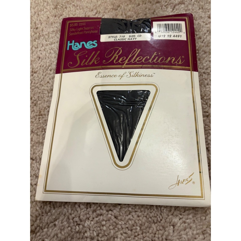 Hanes Silk Reflections Pantyhose‎ Size CD Classic Navy Nylon/Spandex Style 719